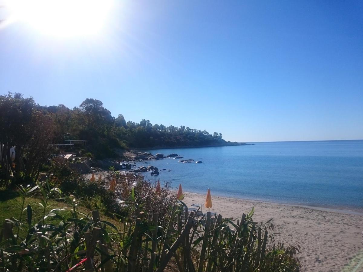 Un Po Di Relax A Pochi Passi Dal Mare! Appartement Àrbatax Buitenkant foto